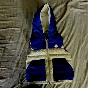 Moncler kids vets with hoodie